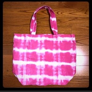 NEW Bloomingdale’s tie dye bag